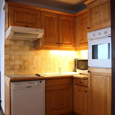 Hauts De Chaviere - Location: Spacieux 2 Pieces Pour 6 Avec 3 Balcons Ensoleilles Apartment