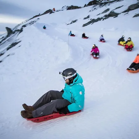 Hauts De Chaviere - Location: Spacieux 2 Pieces Pour 6 Avec 3 Balcons Ensoleilles