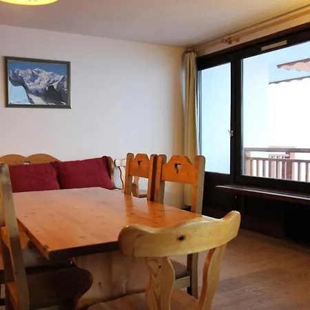 Hauts De Chaviere - Location: Spacieux 2 Pieces Pour 6 Avec 3 Balcons Ensoleilles *