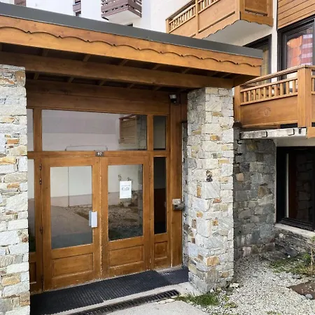 Hauts De Chaviere - Location: Spacieux 2 Pieces Pour 6 Avec 3 Balcons Ensoleilles Val Thorens